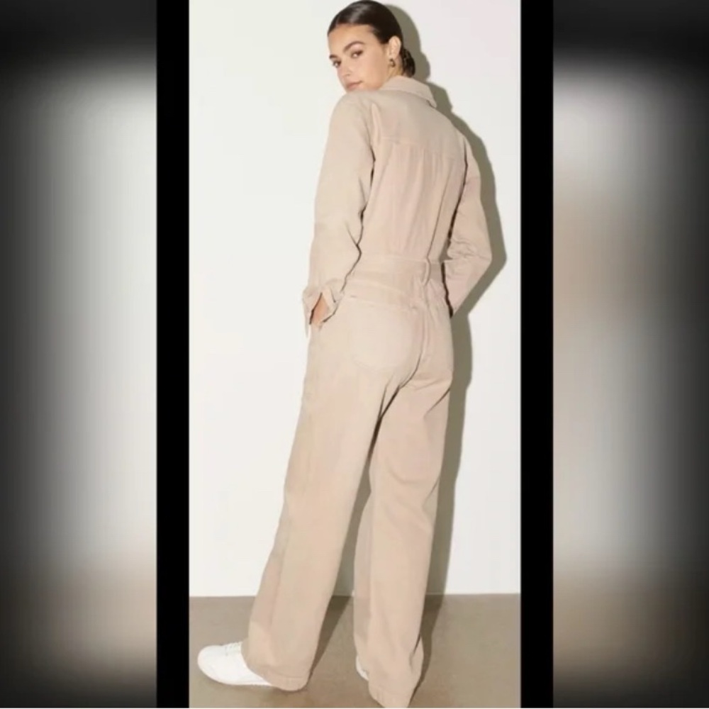 Abercrombie and Fitch Long-Sleeve Denim Jumpsuit - Small
NWT - Picture 4 of 7